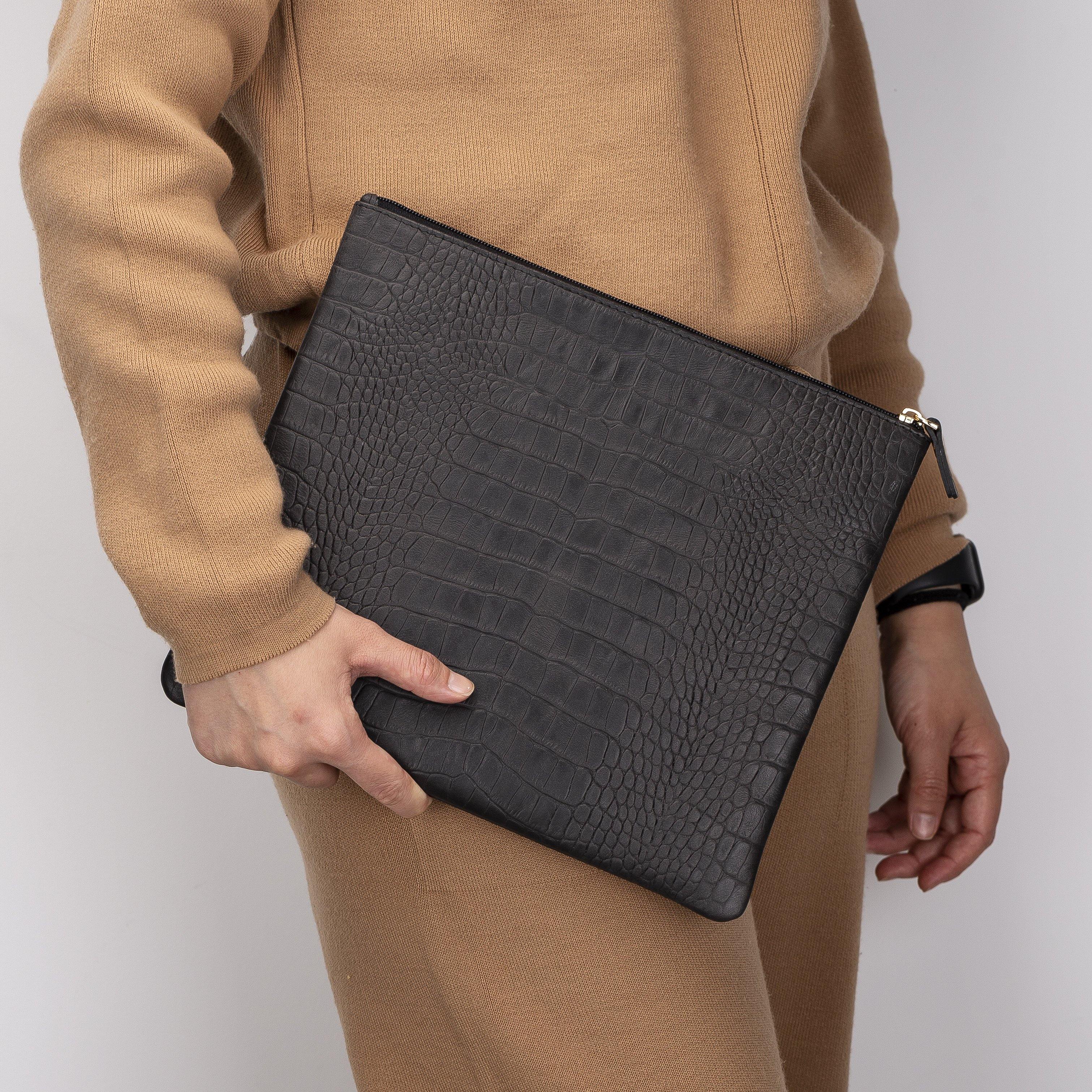 Genuine leather purse, clutch bag | personalised with your initials or name - PersonalisebyLisa