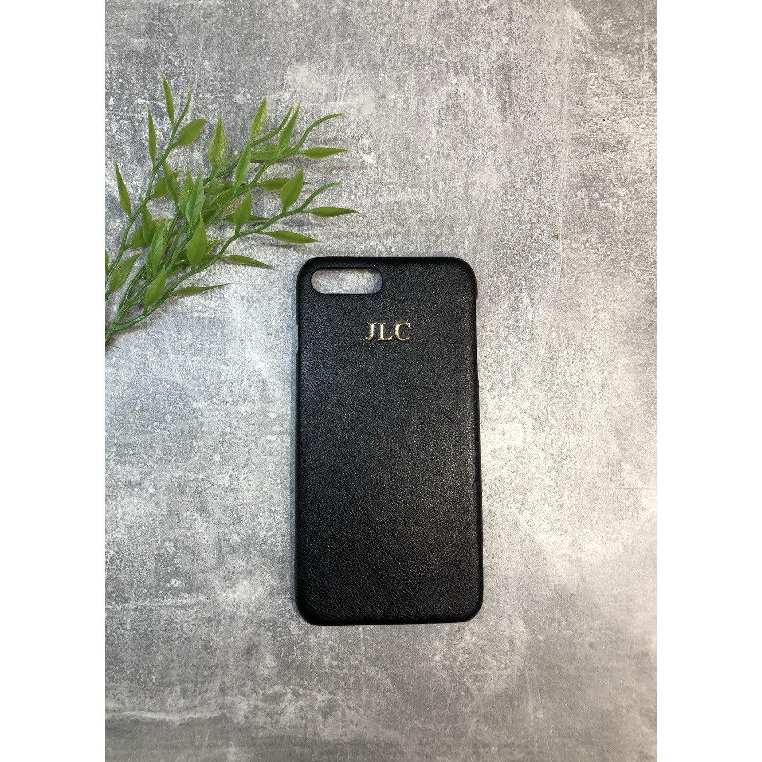 iPhone SE 2020 PU leather case personalised with your initials - PersonalisebyLisa