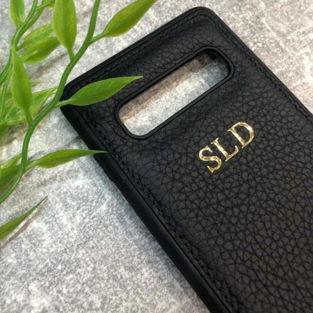 Samsung S10 leather phone case personalised with name or initials - PersonalisebyLisa