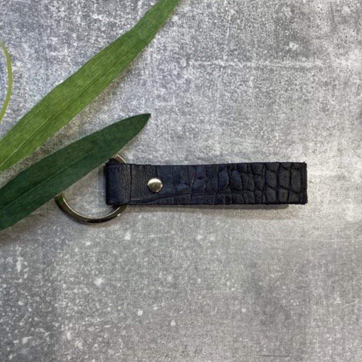 Genuine Leather keyring 6cm | personalised with initials or name - PersonalisebyLisa