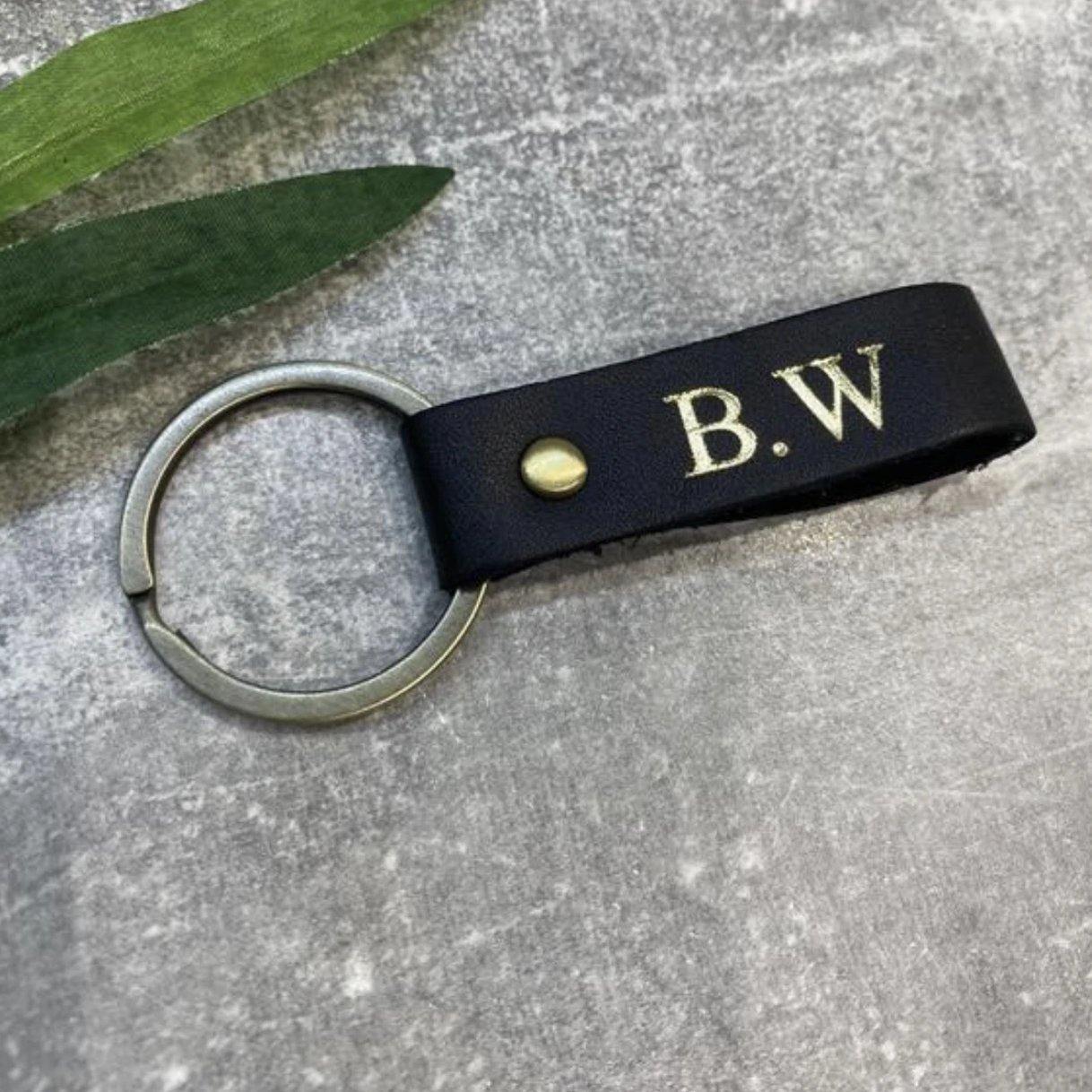 Genuine Leather keyring 4cm | personalised with initials or name - PersonalisebyLisa