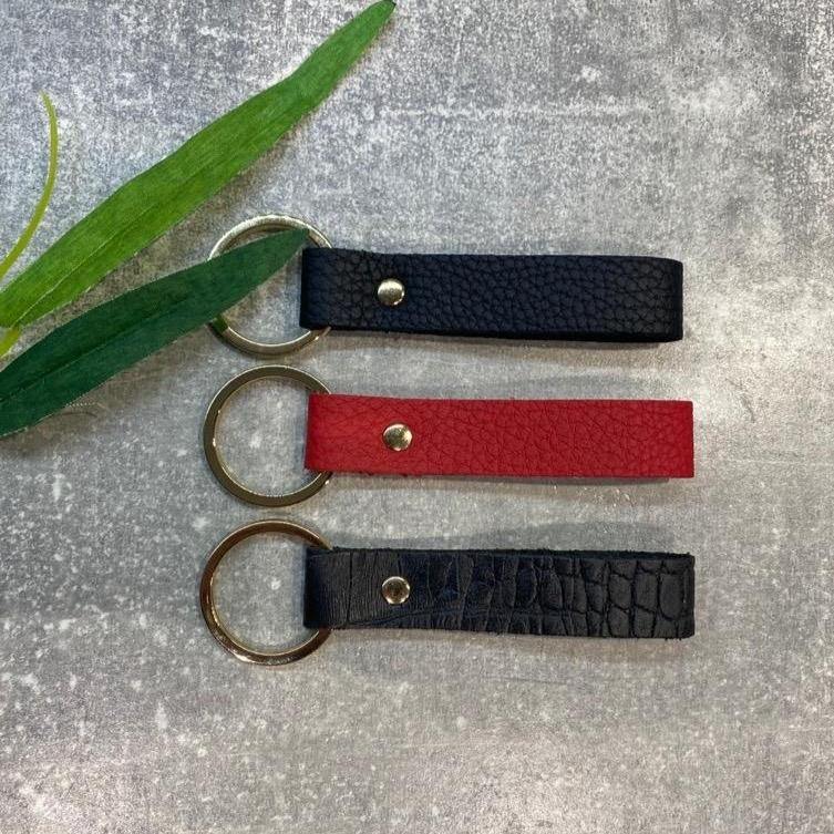 Genuine Leather keyring 6cm | personalised with initials or name - PersonalisebyLisa